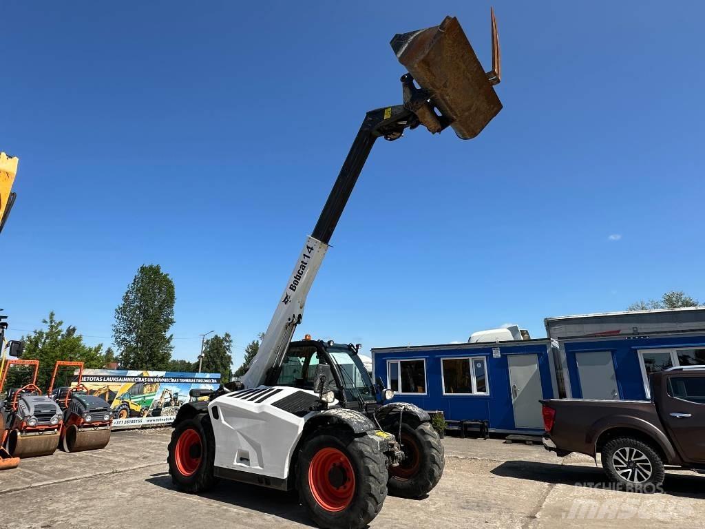 Bobcat TL 30.60 مناولات متداخلة