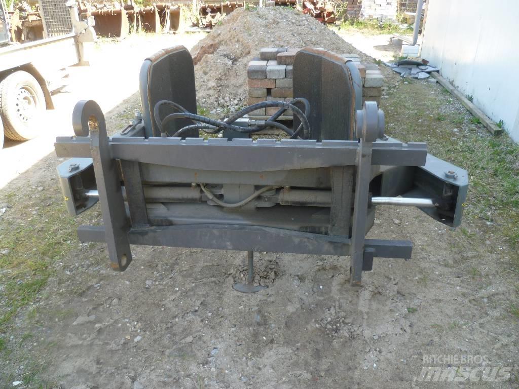 Volvo L 70 H شوكات