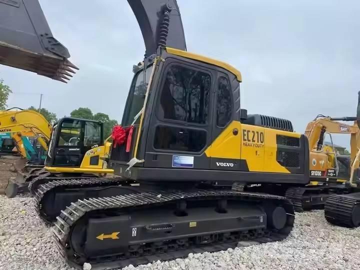 Volvo EC 210 حفارات زحافة