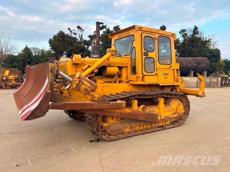 CAT D 6 D PS بلدوزرات مجنزرة