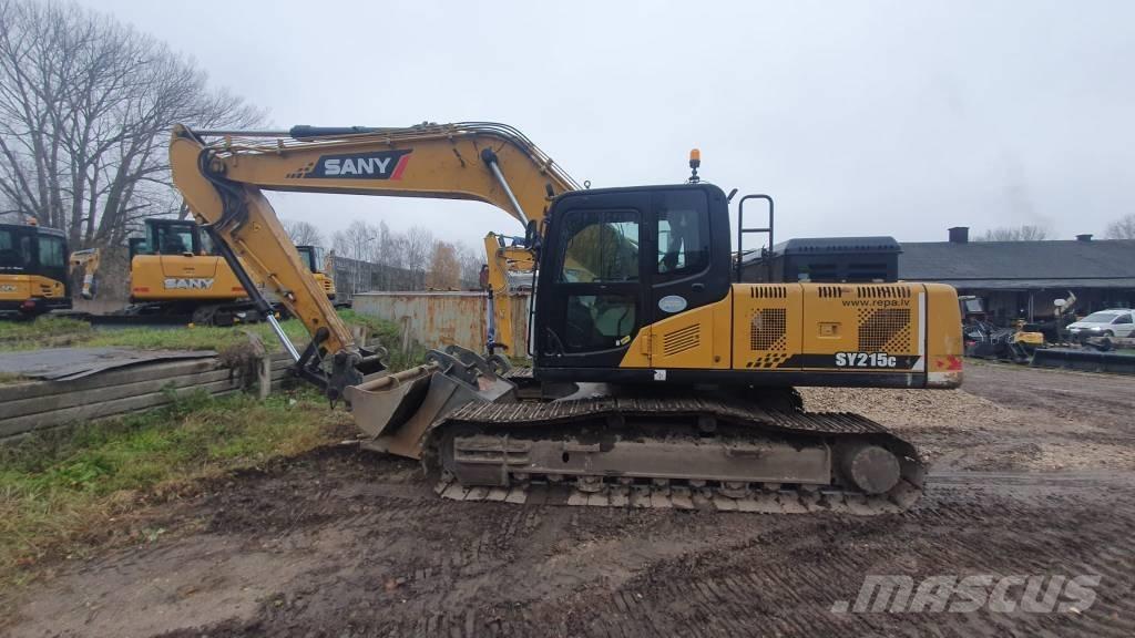 Sany SY 215 C حفارات زحافة