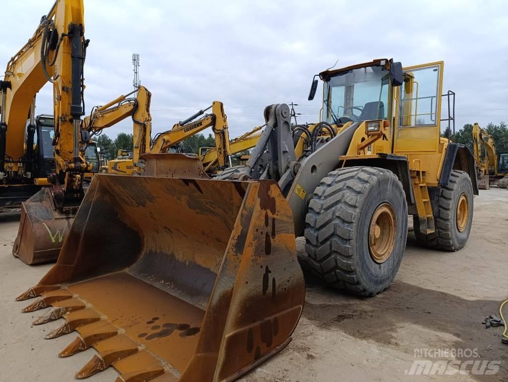 Volvo L 180 E لوادر بعجل