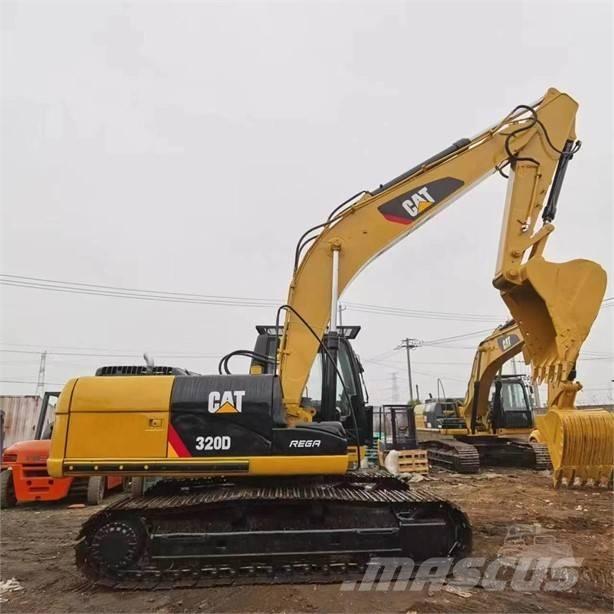 CAT 320D حفارات زحافة