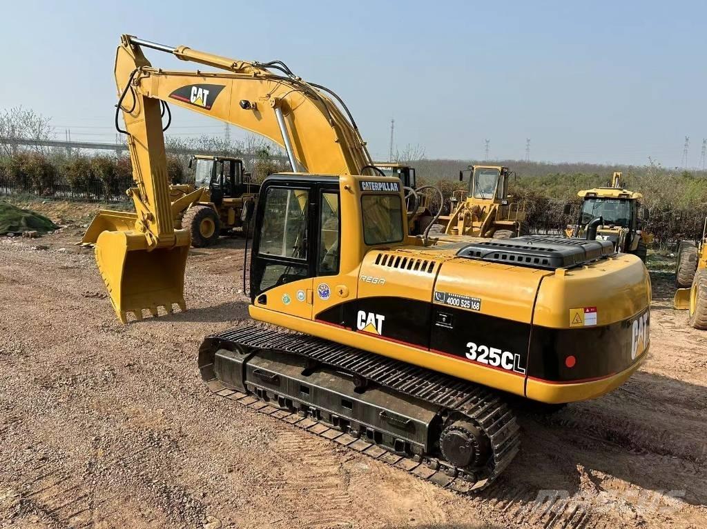 CAT 325 CL حفارات زحافة