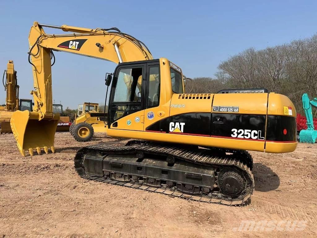 CAT 325 CL حفارات زحافة