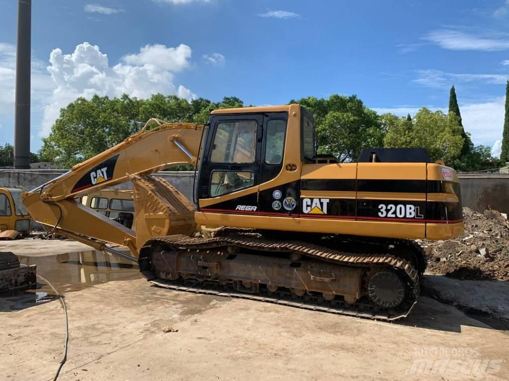 CAT 320BL حفارات زحافة