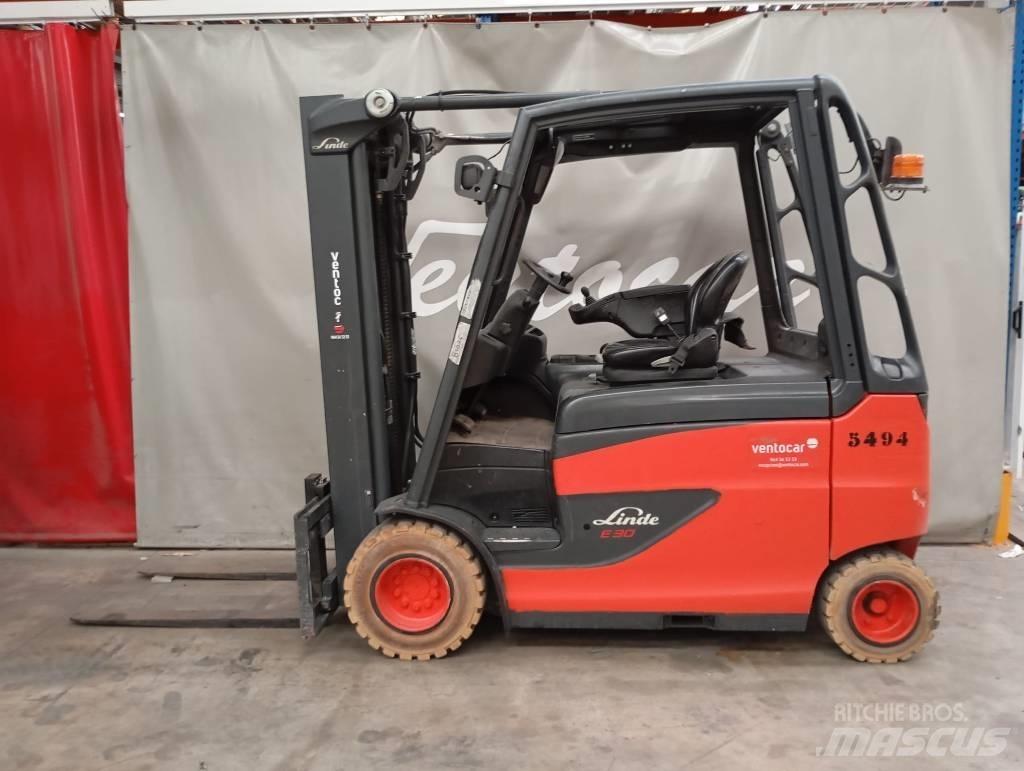 Linde E 30 شاحنات ذات رافعات شوكية تعمل بالكهرباء
