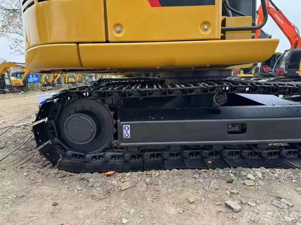 CAT 308E حفارات زحافة