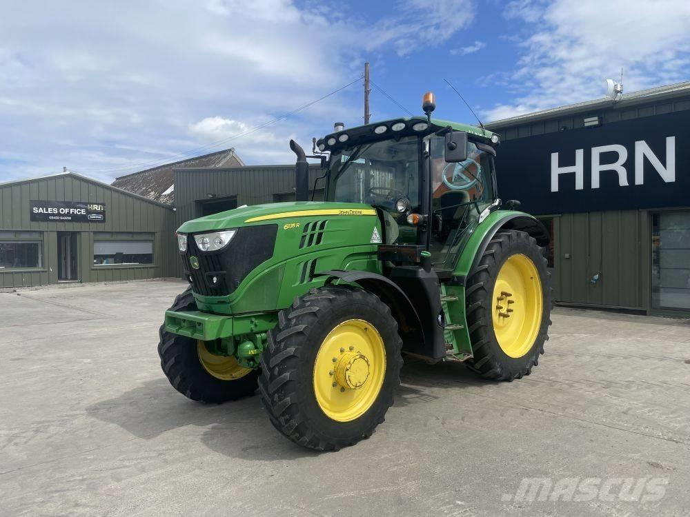 John Deere 6135R الجرارات