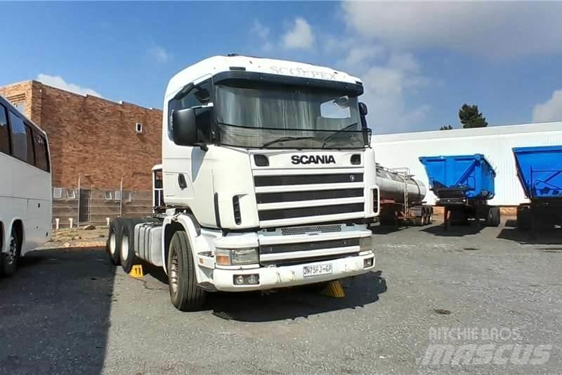 Scania R114GAÂ  460 شاحنات أخرى