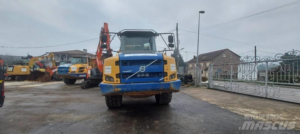 Volvo A 25 F ساحبات مفصلية