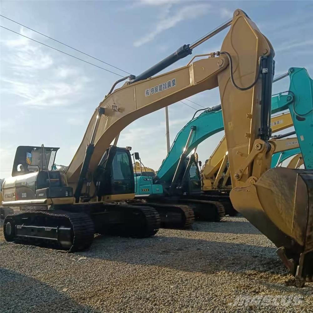 CAT 336D حفارات زحافة