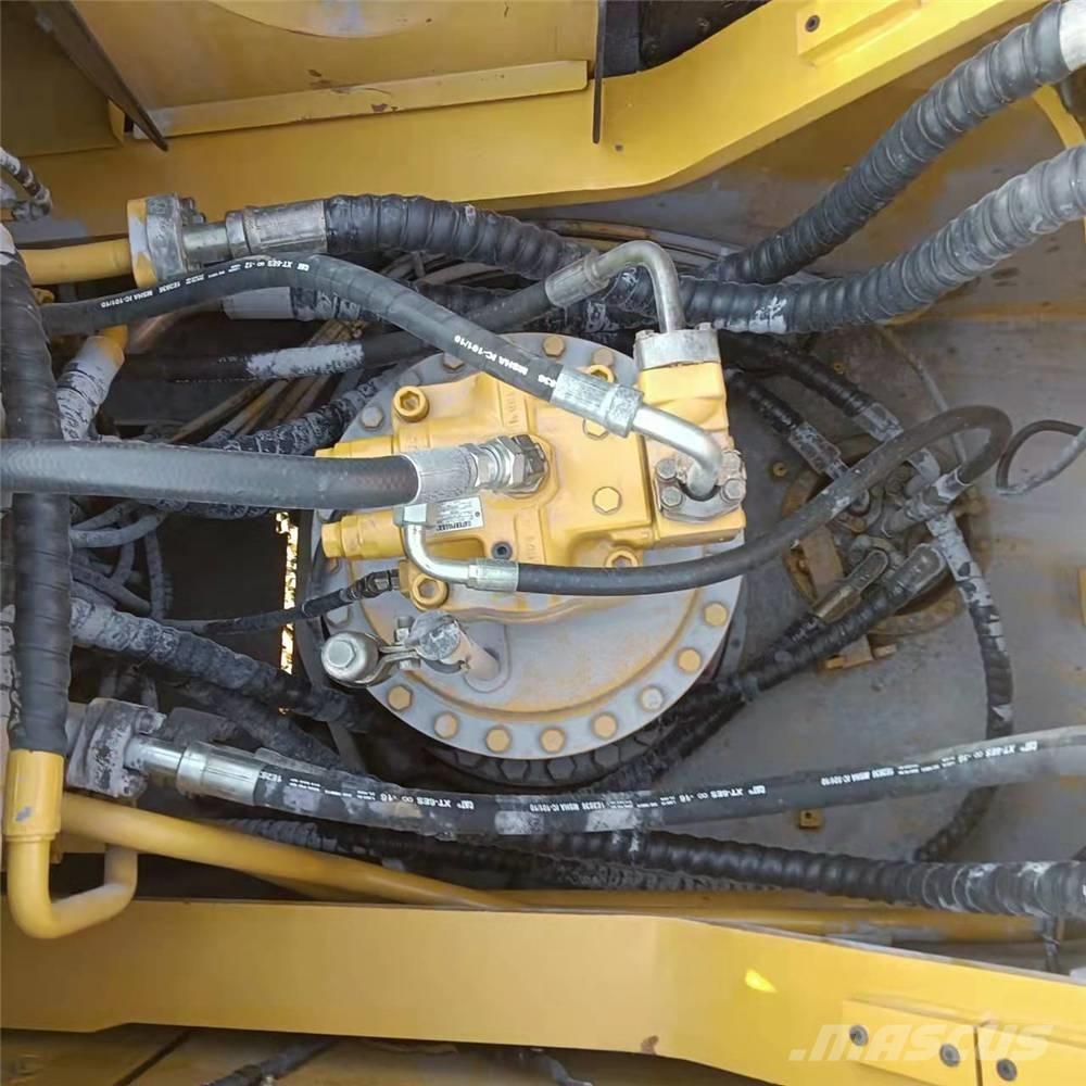 CAT 336D حفارات زحافة