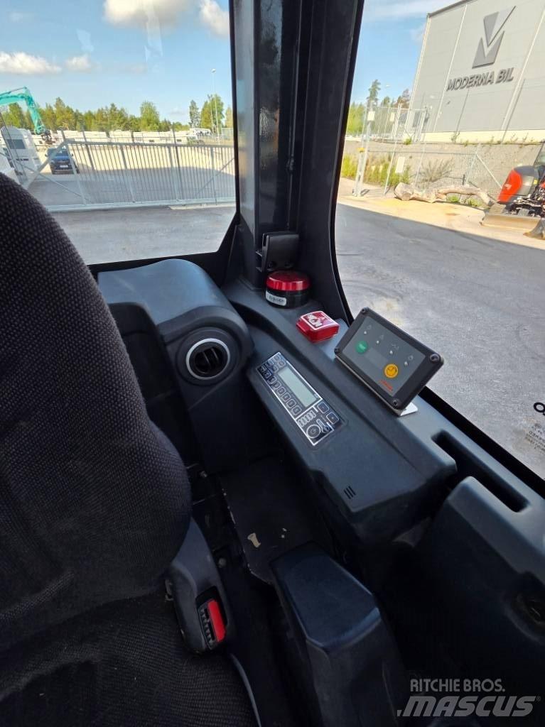 Kobelco SK 58 SRX-7 حفارات صغيرة أقل من 7 طن (حفارات صغيرة)