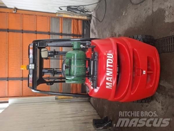 Manitou MI25G شاحنات الطرق الوعرة