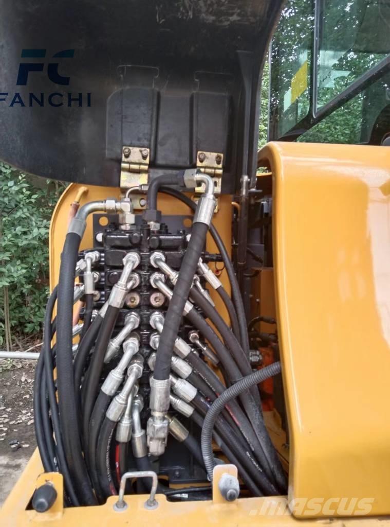 XCMG XE 60 DA حفارات زحافة