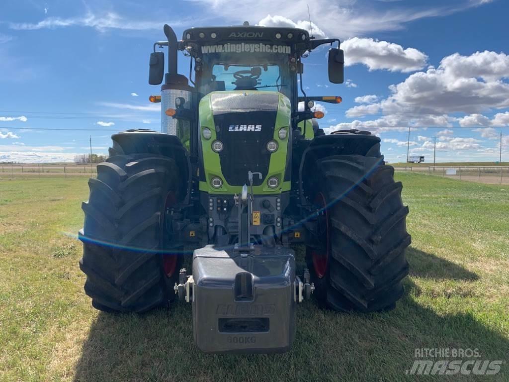 CLAAS AXION 960 الجرارات