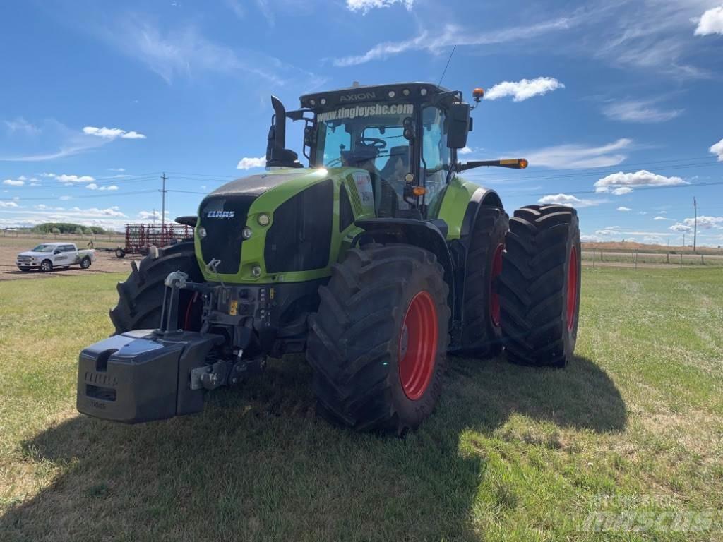 CLAAS AXION 960 الجرارات