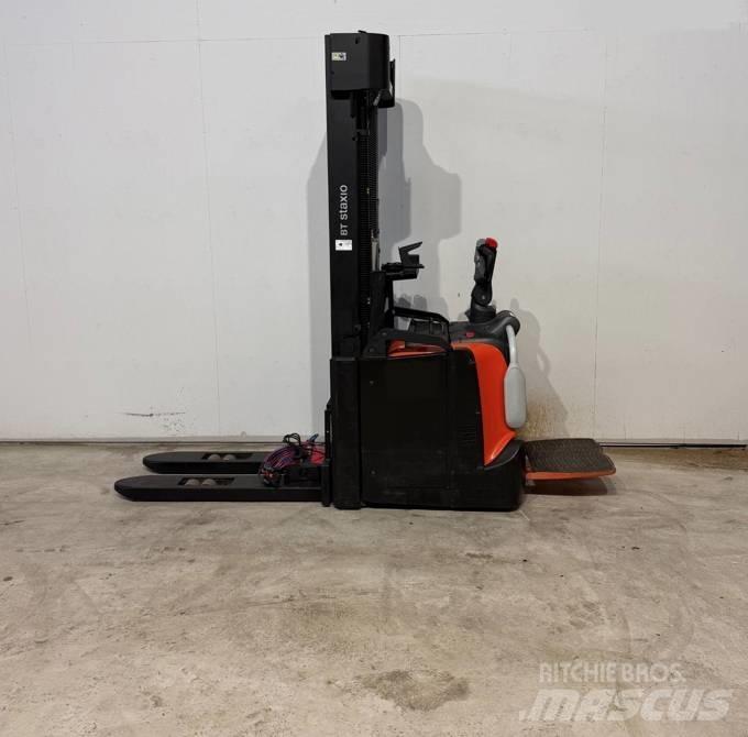 BT truck SPE 140L معدات التكديس الجوالة