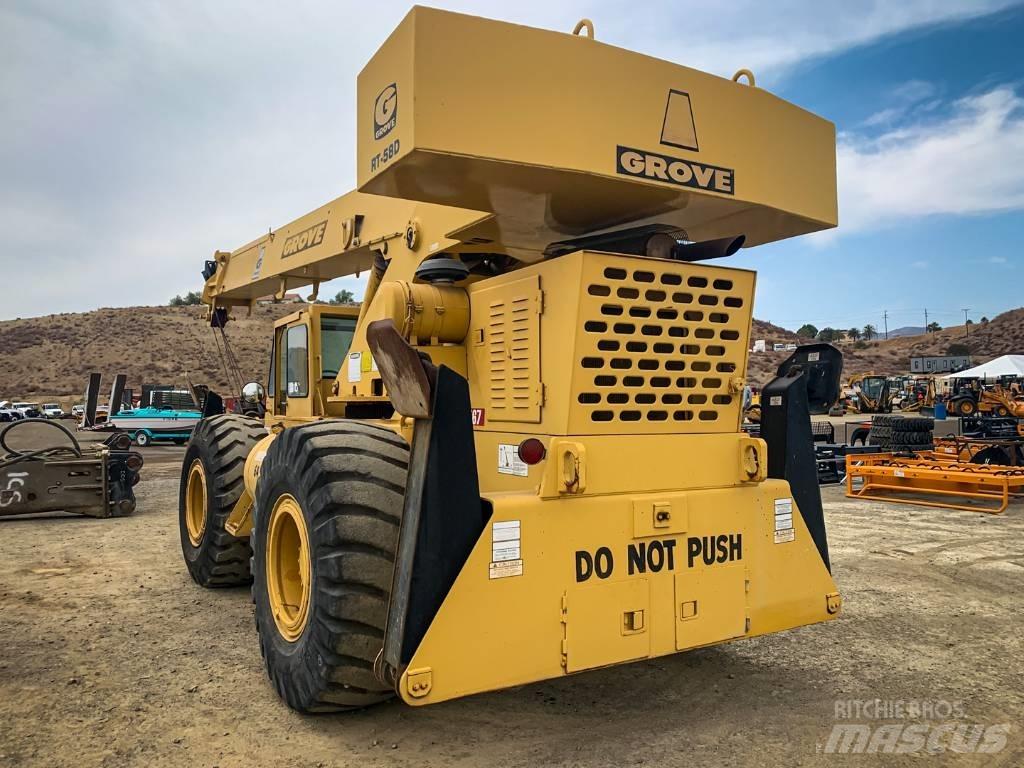 Grove RT 58 D رافعات الطرق الوعرة