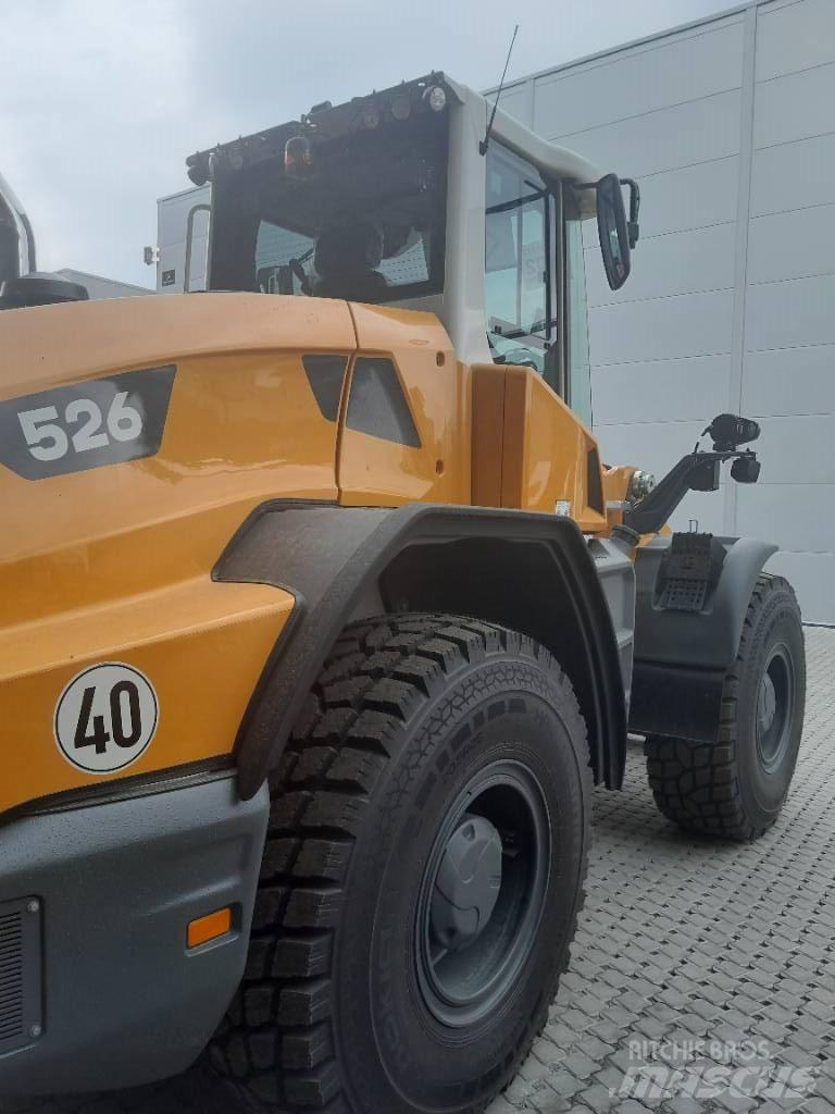 Liebherr L 526 لوادر بعجل