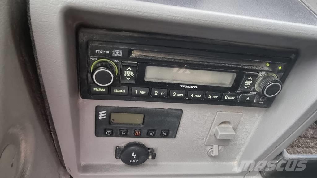 Volvo EC 380 D حفارات زحافة