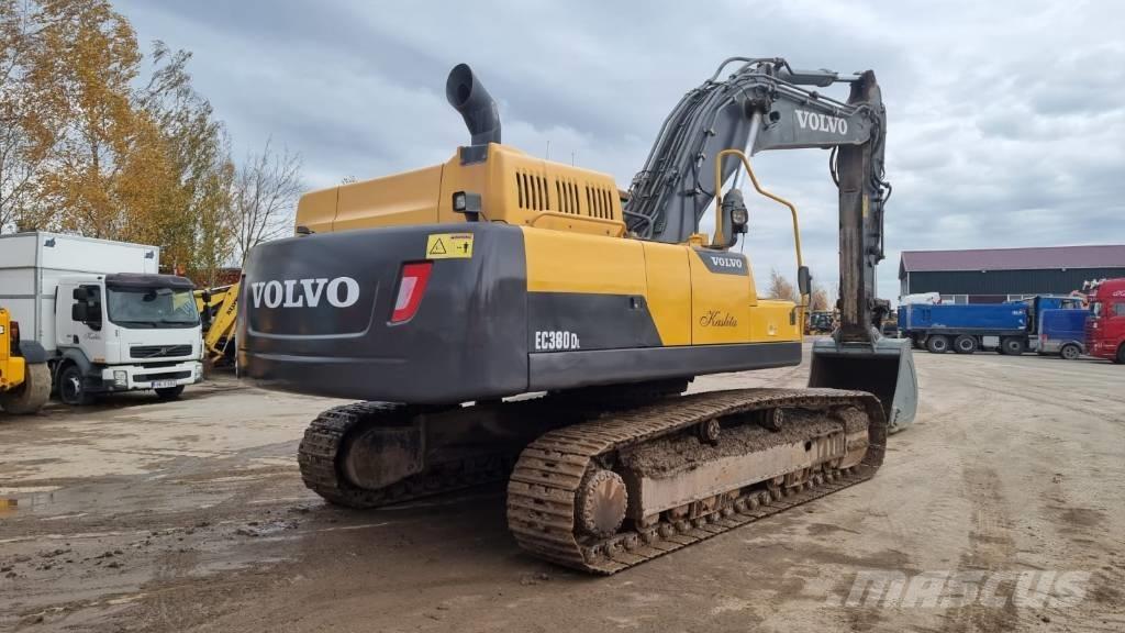 Volvo EC 380 D حفارات زحافة