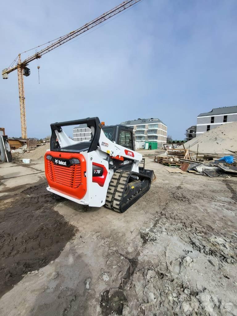 Bobcat T 76 لوادر انزلاقية التوجيه