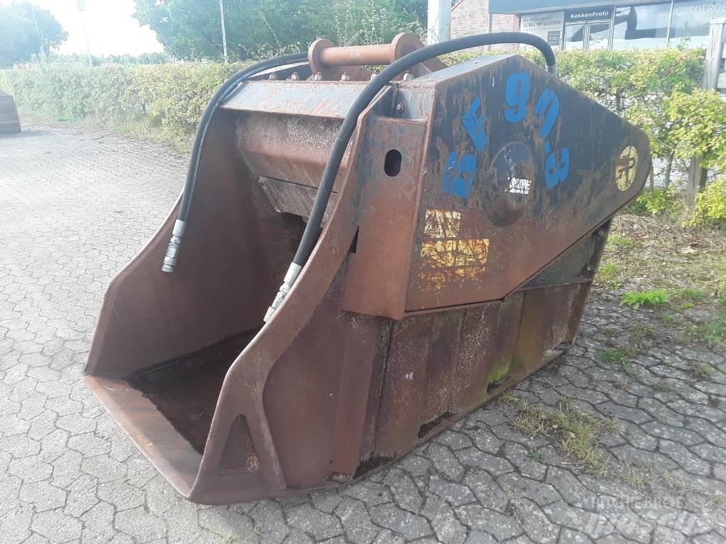 MB Crusher BF 90.3 الكسارات المتنقلة