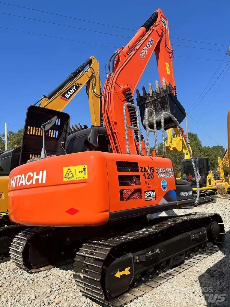 Hitachi ZX 120 حفارات وسط 7 طن - 12 طن