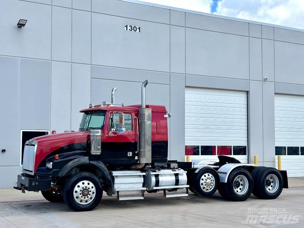 Western Star 4900 وحدات الجر