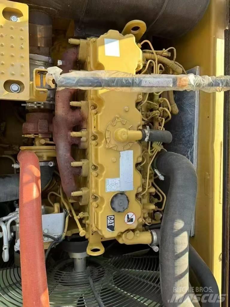 CAT 330 D2 L حفارات زحافة