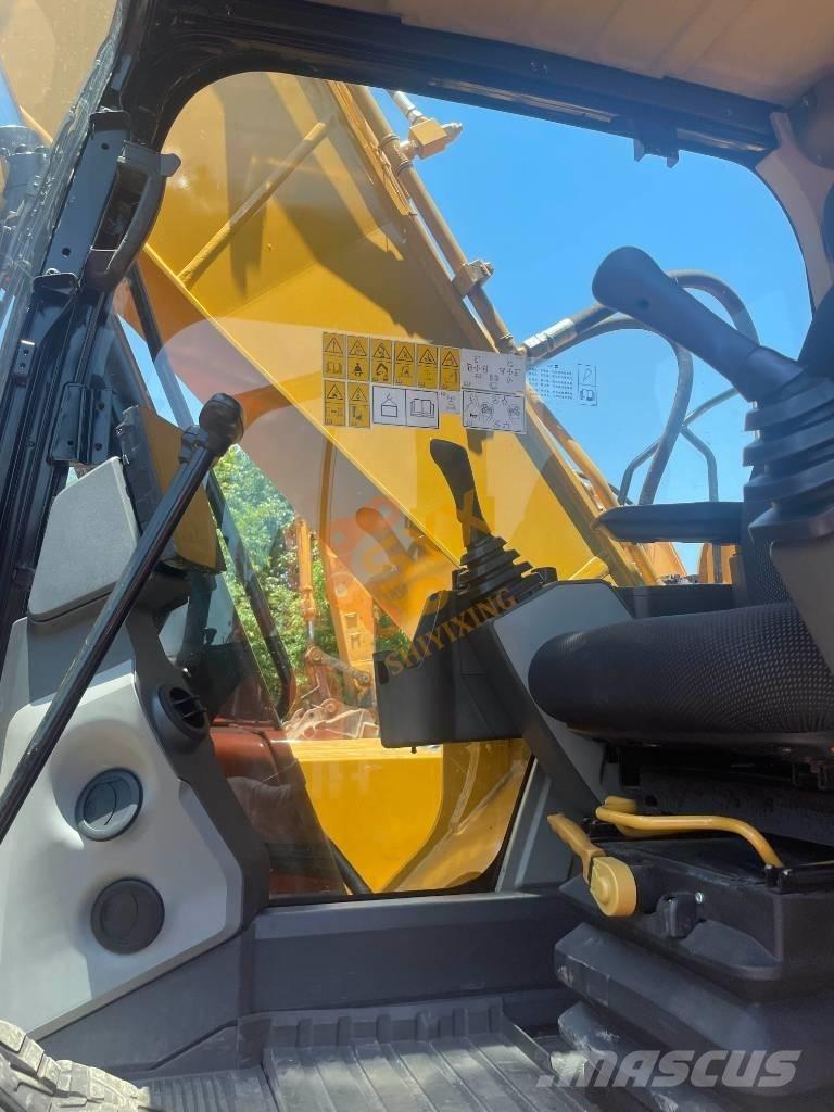 CAT 320 GC حفارات زحافة