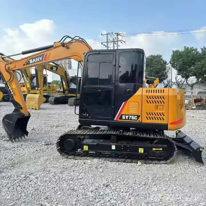 Sany SY75C حفارات زحافة