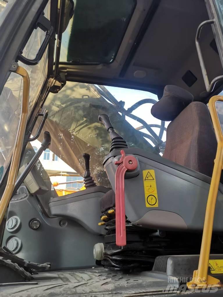 Volvo EC 480 D L حفارات زحافة