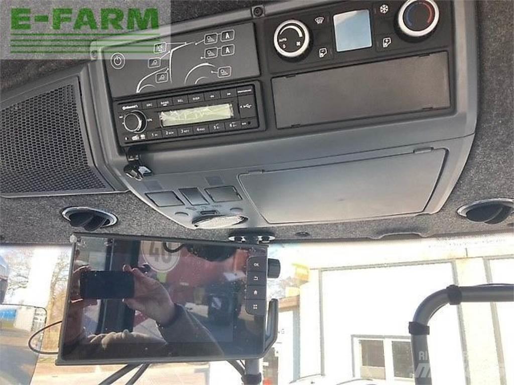 Valtra t215a الجرارات