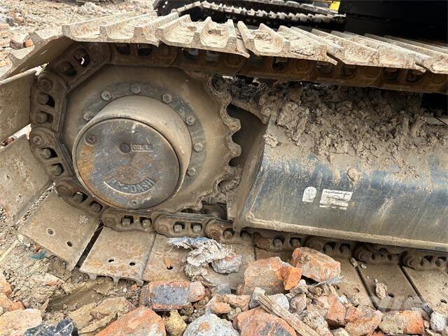 Kobelco SK70SR حفارات زحافة