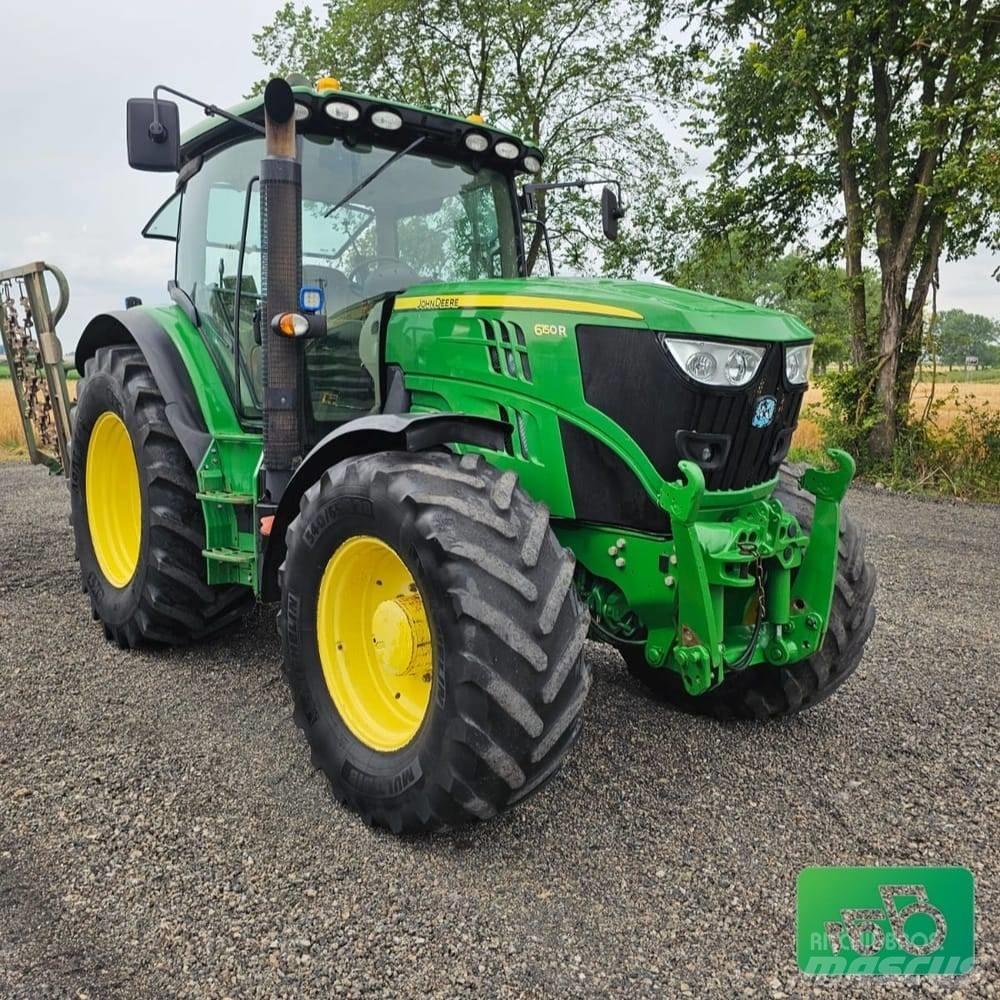 John Deere 6150 R الجرارات