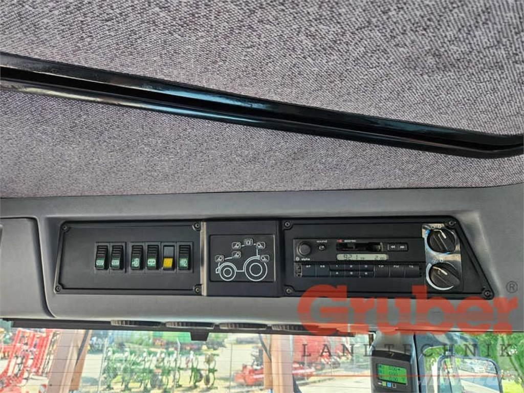 Steyr CVT 6135 الجرارات
