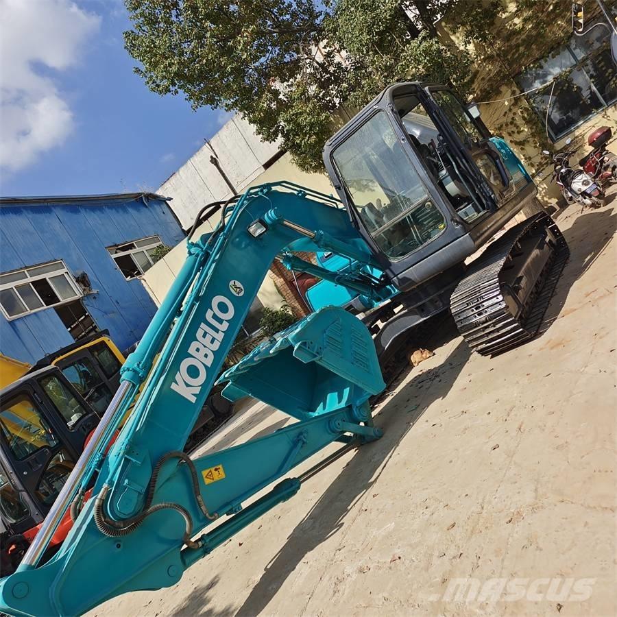 Kobelco SK140 حفارات زحافة
