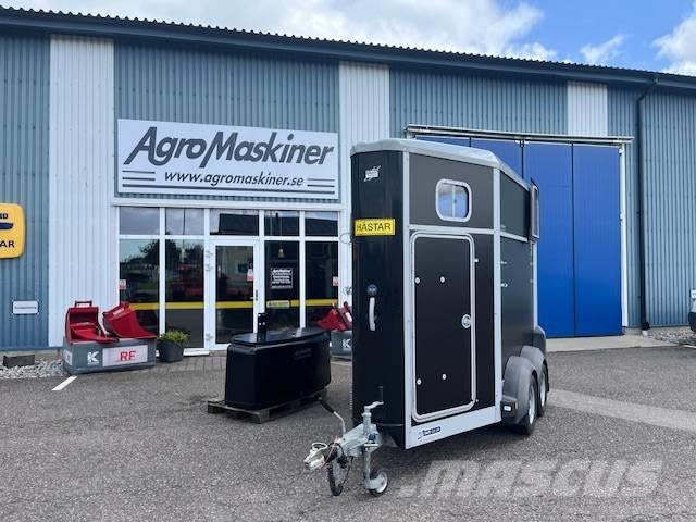 Ifor Williams HB403 نصف مقطورات لنقل الحيوانات