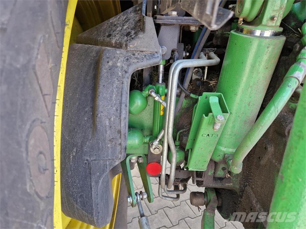 John Deere 6145R الجرارات