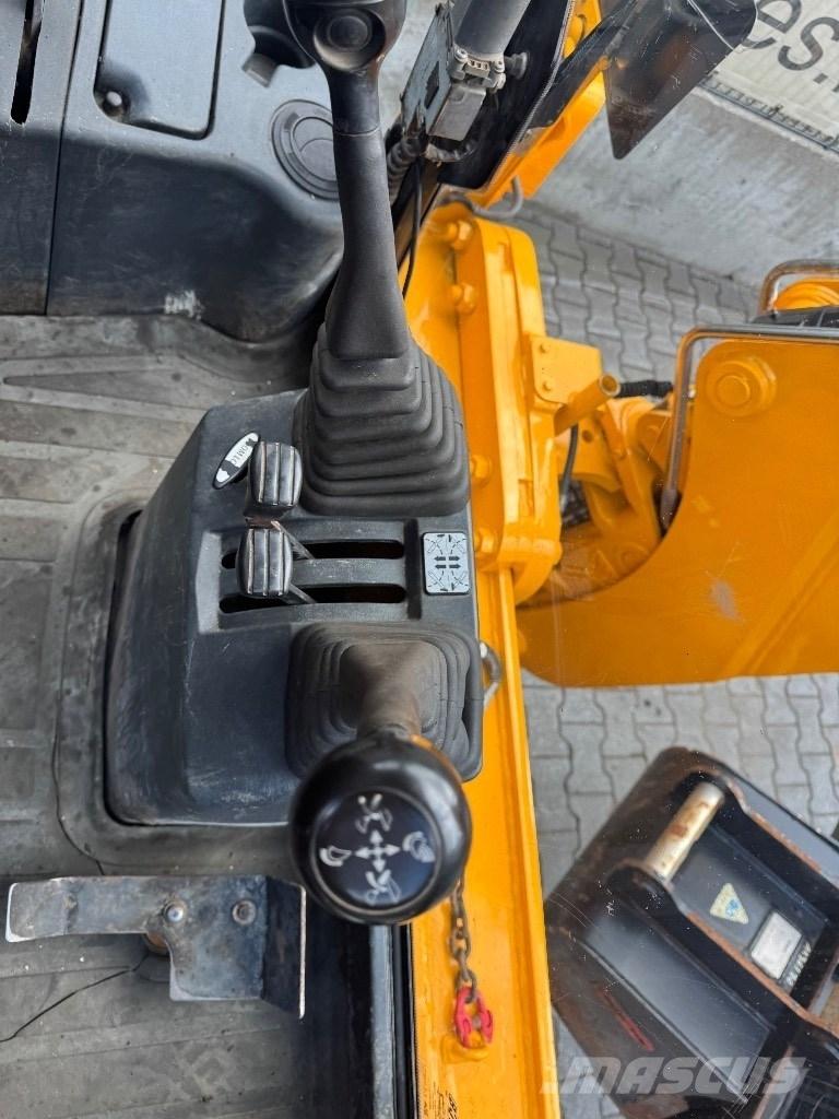 JCB 2 CX لوادر ذات جرافات عكسية