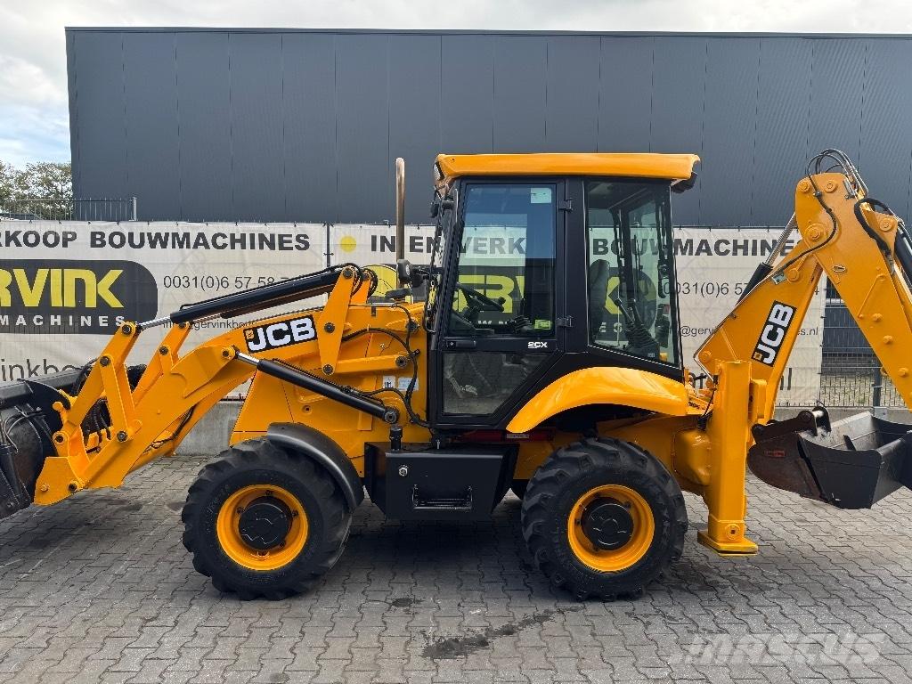 JCB 2 CX لوادر ذات جرافات عكسية