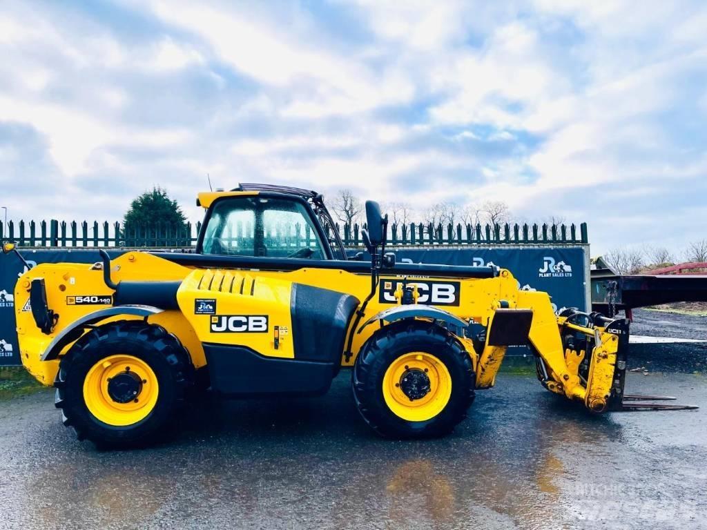 JCB 540-140 مناولات متداخلة