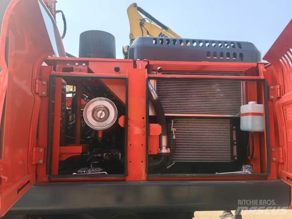 Doosan DX225LC-9C حفارات زحافة