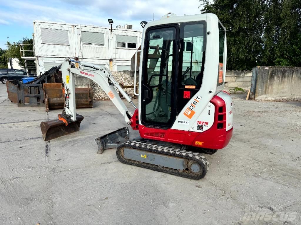 Takeuchi TB 216 حفارات صغيرة أقل من 7 طن (حفارات صغيرة)