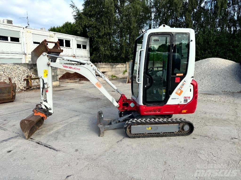 Takeuchi TB 216 حفارات صغيرة أقل من 7 طن (حفارات صغيرة)