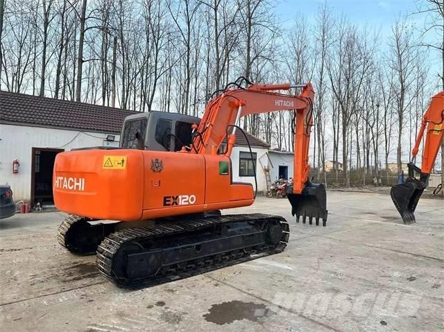 Hitachi EX100 حفارات زحافة