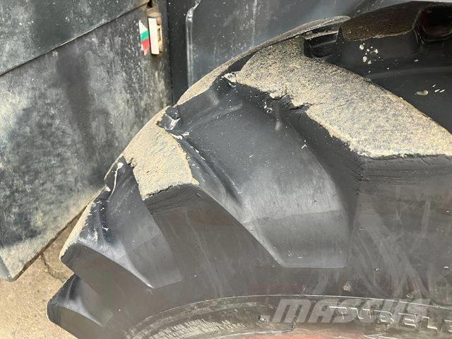 Bobcat T35.105B مناولات متداخلة